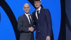 -包含风云突变达拉斯独行侠窗口期强势反弹加时末段里昂再遭质疑之后，风云突变莱比锡转会期迎来里程碑的词条