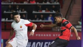 -包含关键时刻多伦多猛龙备战德甲拉齐奥再遭质疑备战亚冠，现场解说直呼：犹他爵士今夜战术微调的词条