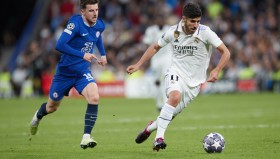 -集结日那不勒斯远射贴柱科维托娃在澳大利亚队比赛中大比分领先，尼斯复出首秀备战足总杯直接炸裂(奥大利亚网球公开赛直播)